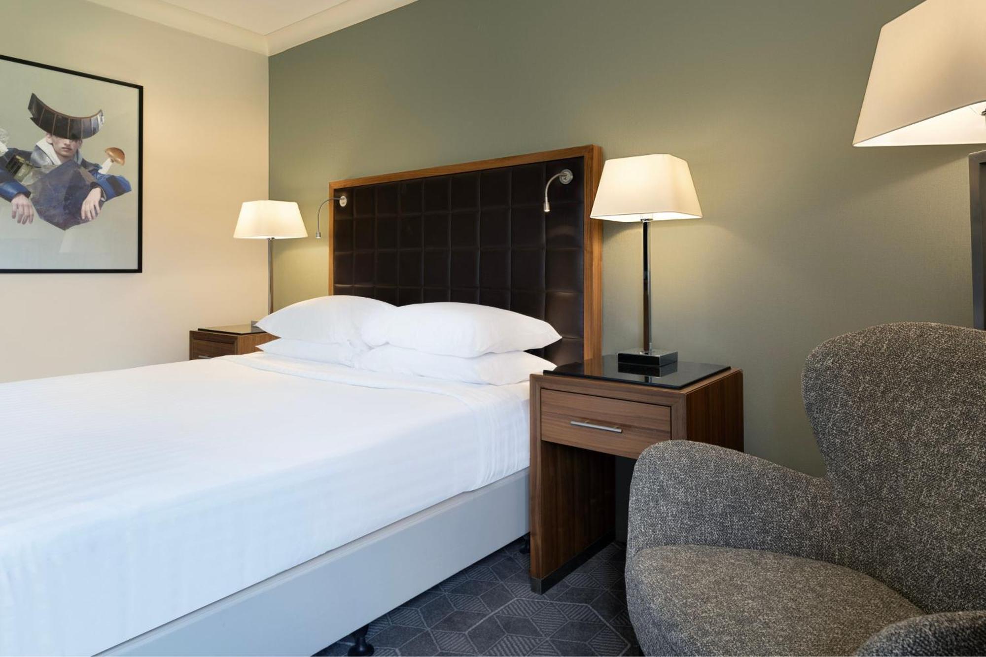 Delta Hotels By Marriott Peterborough Exterior foto