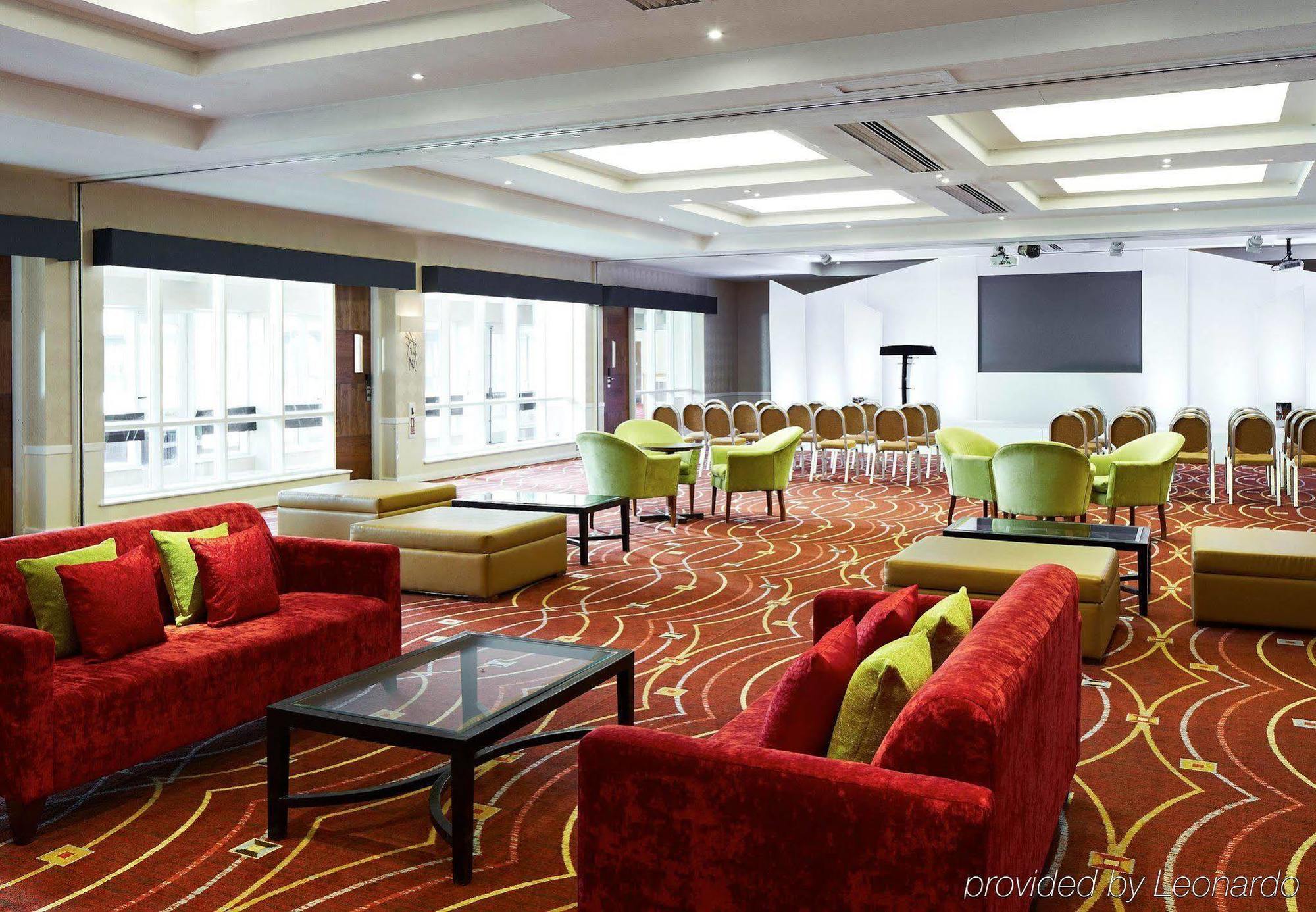Delta Hotels By Marriott Peterborough Exterior foto